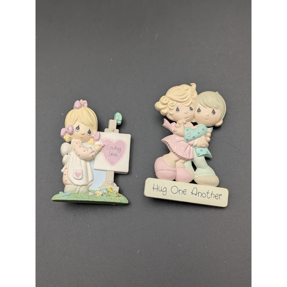 Vintage Precious Moments‎ Hug One Another & Loving You Pin Brooch 1989